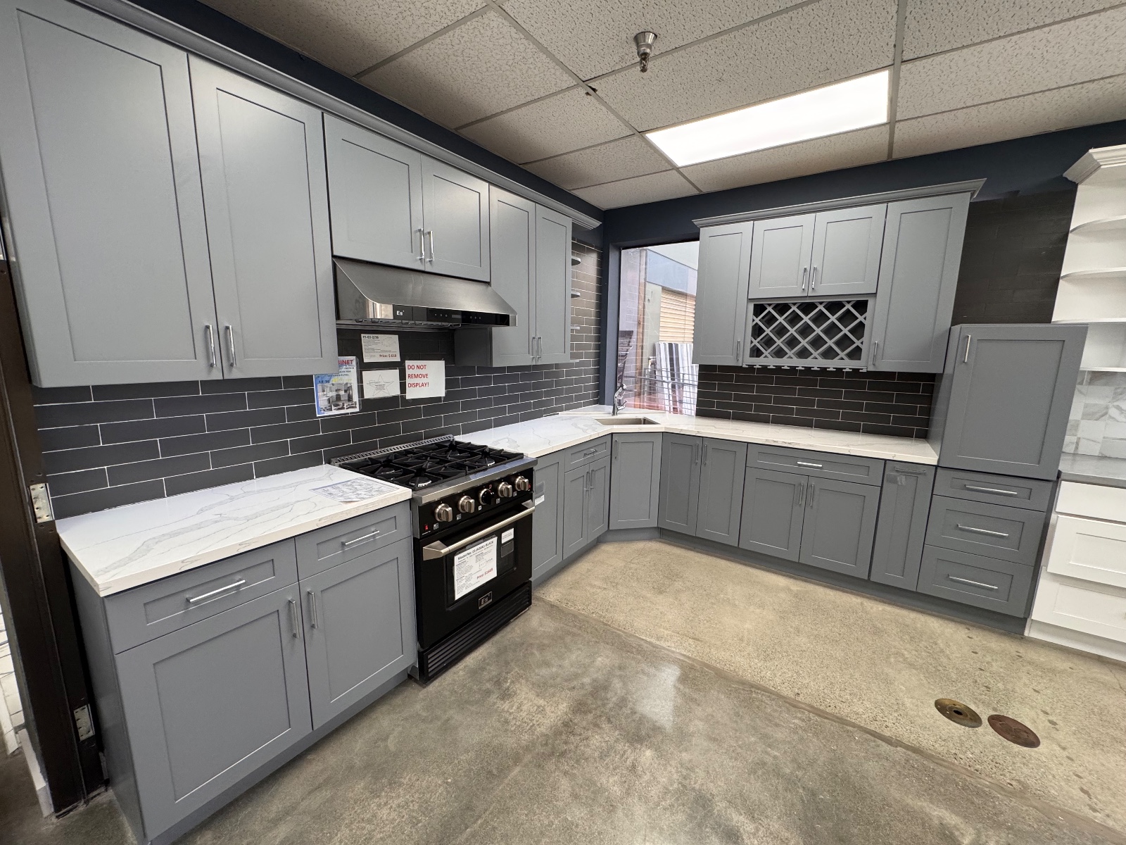 旧金山装修公司 专业装修师傅 厨房浴室翻新有多年经验