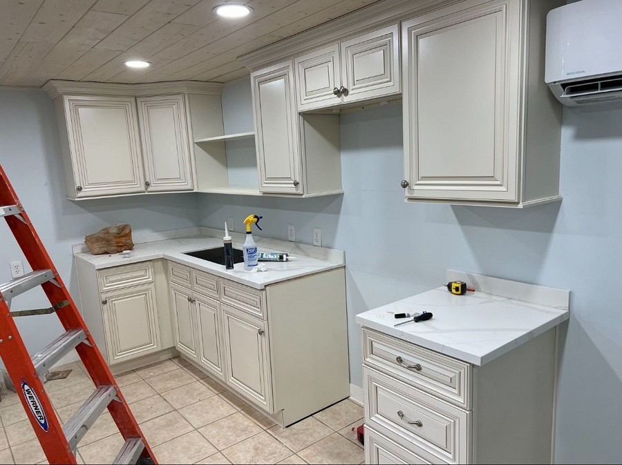 扬州装修张师傅做工精湛 承接房屋装修，廚房卫浴，磁磚地板，包工包點！免費估價