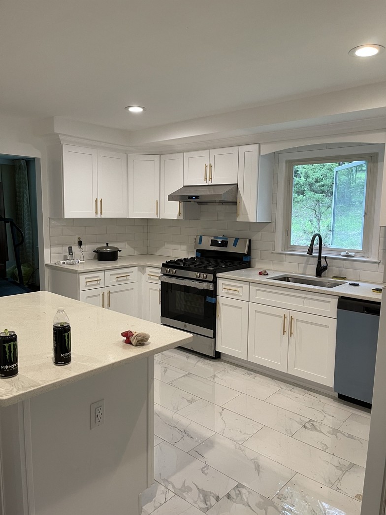 新泽西装修公司专业室内装修，厨房浴室装修 加建改建 18年经验 技术全面 免费估价