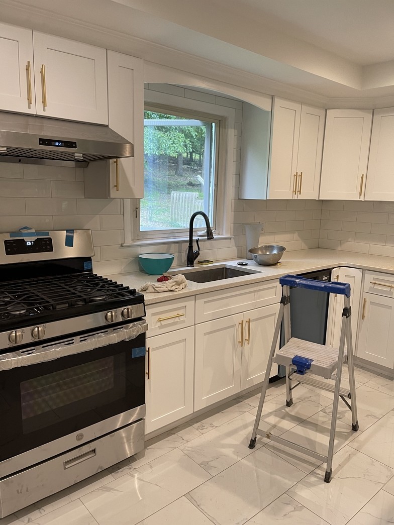 吉祥装修孟师傅 10多年装修经验, 技术全面 免费估计找孟师傅 NJ