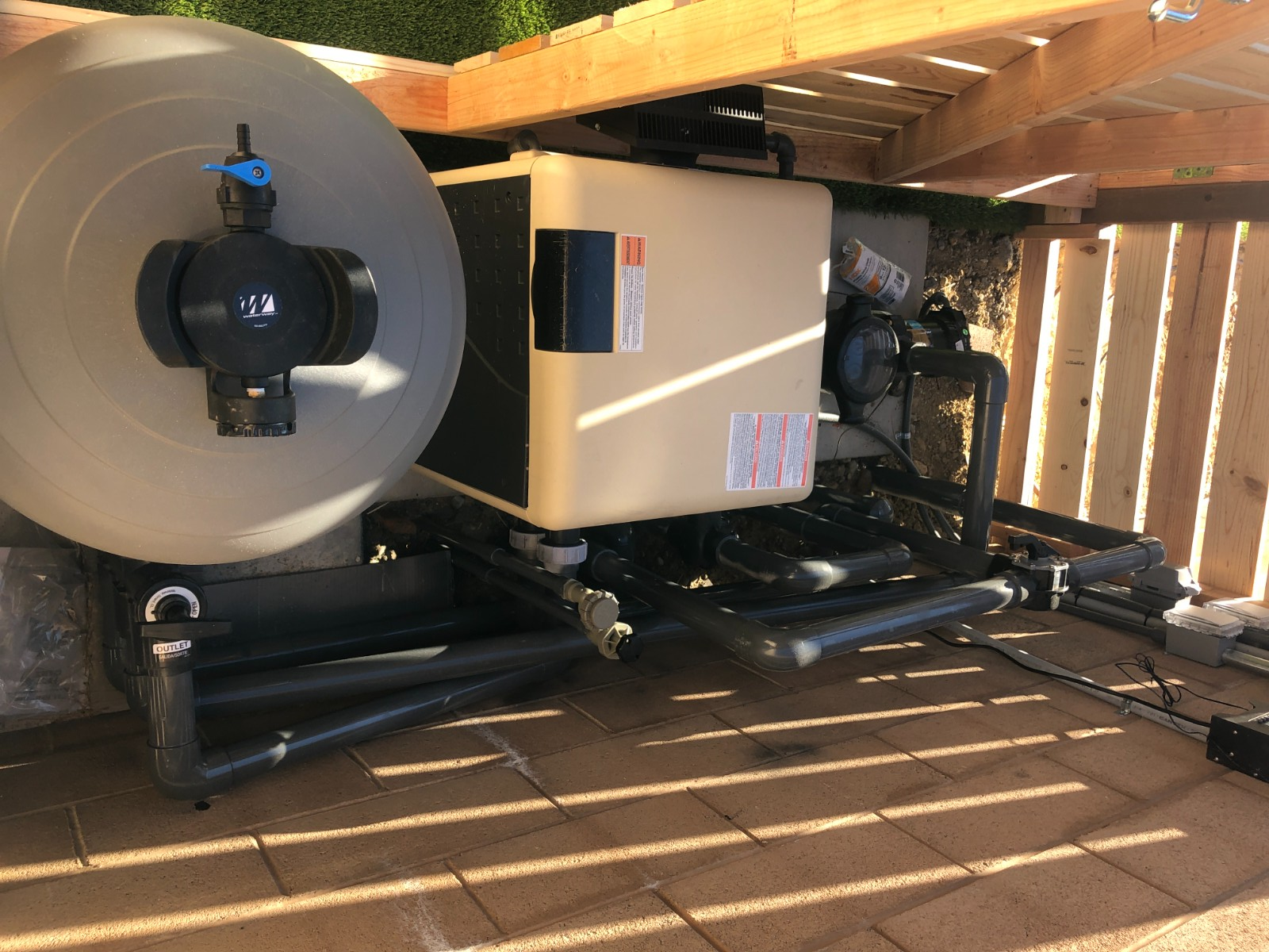 洛杉矶新鸿基泳池填埋 维修 建造