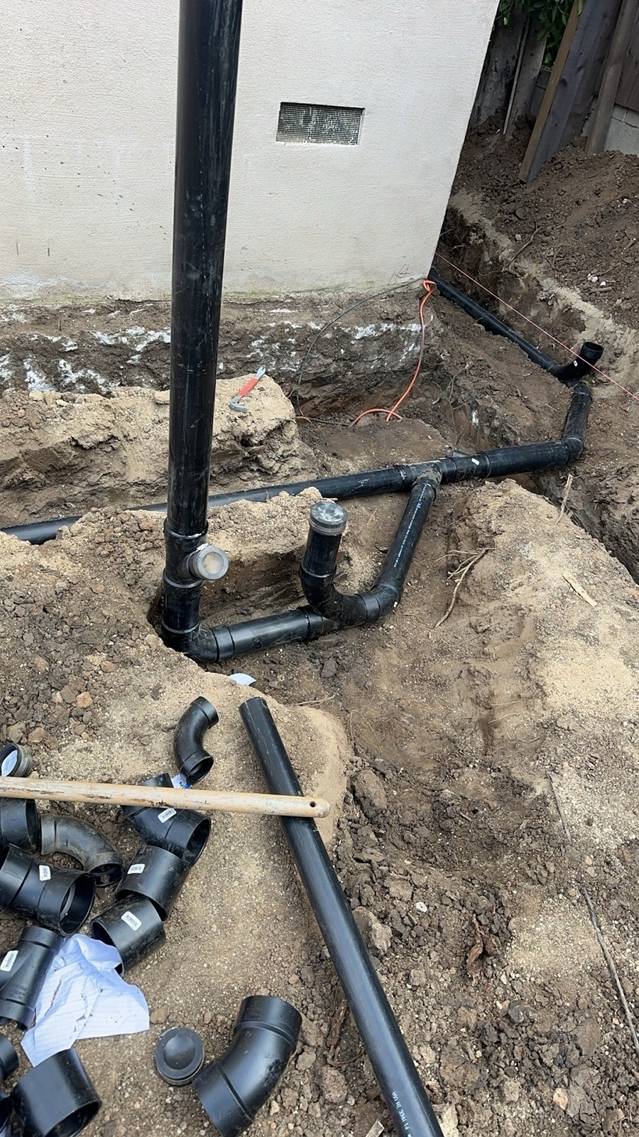 上下水管安装/维修，通渠通管，管道维修，水电冷暖设备维修 修理管道漏水