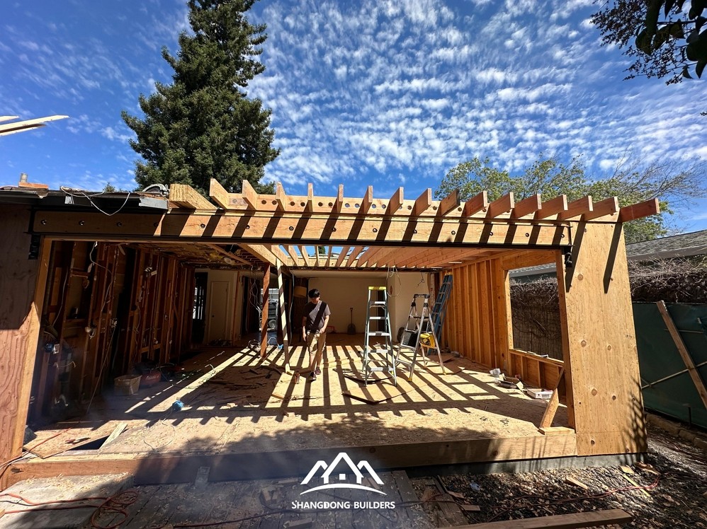 湾区半岛建筑装修公司，高品质建造，加层加建，地基打造，屋顶维修，屋顶翻新