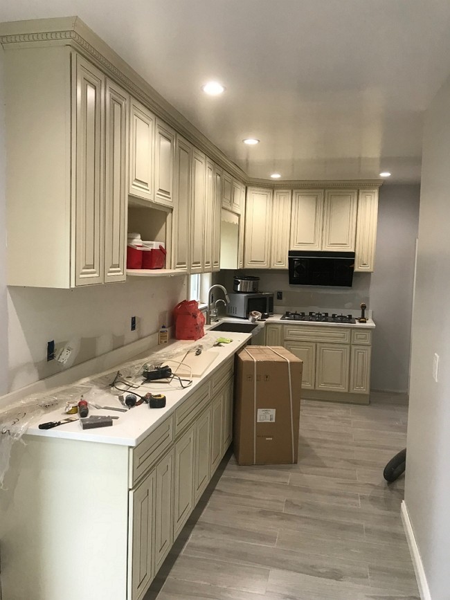 纽约皇后区法拉盛房屋装修，联系大作为装修公司，住宅内外装修，店铺装修，厨房浴室装修，土库/围墙/车道