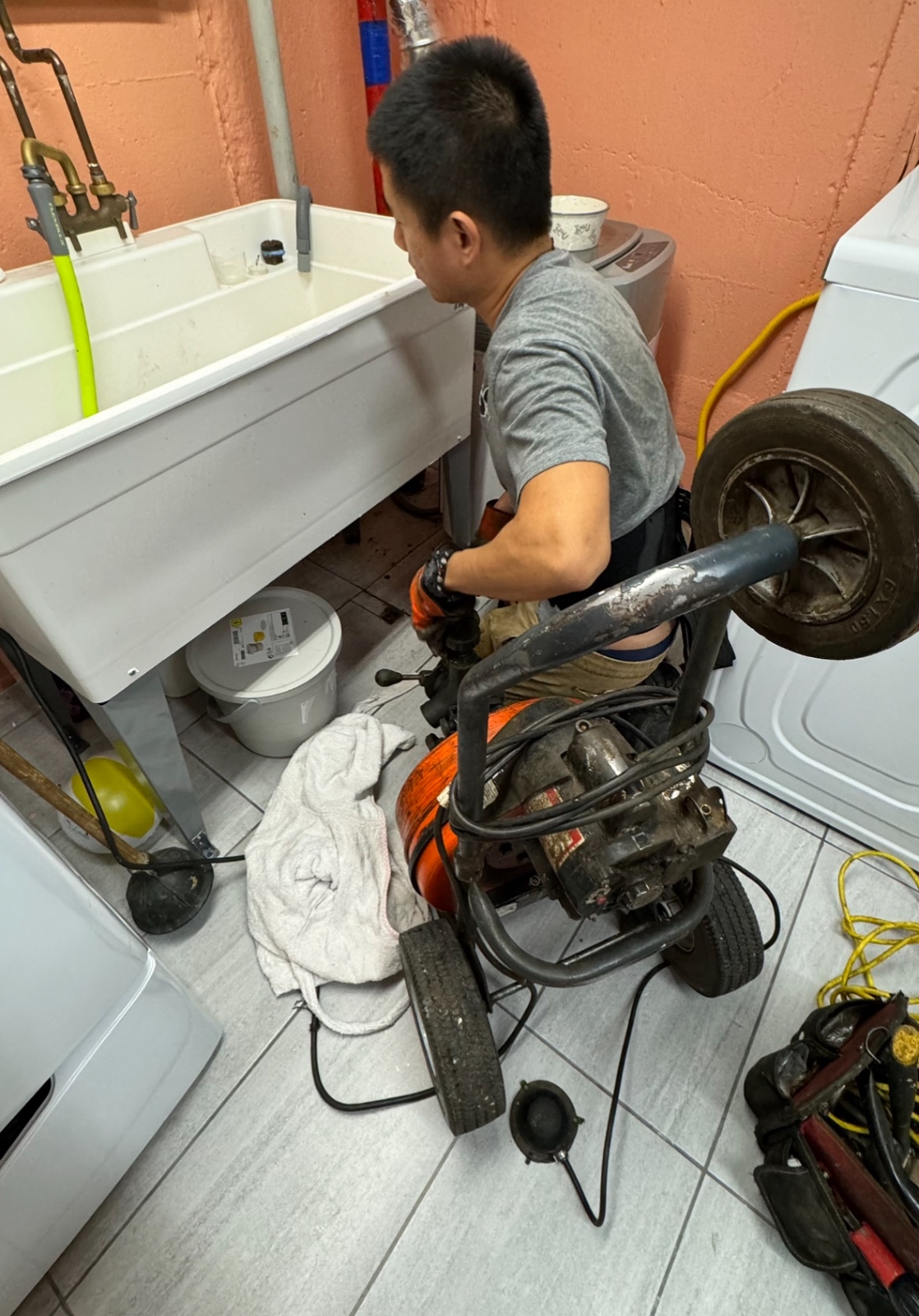 阿磊专业通水管，不通不收费