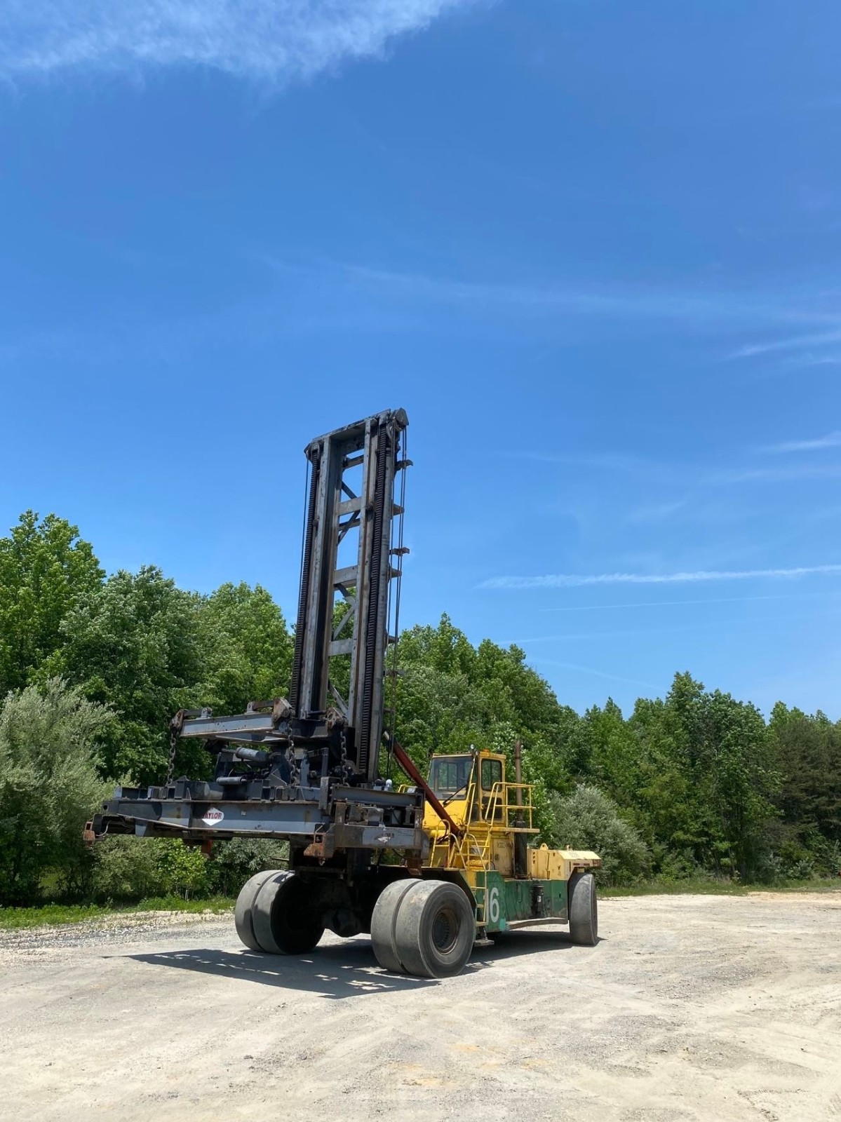 《仓储服务》集装箱，卡车，大型设备，托盘仓储，中转 WA 华盛顿州地区其他服务