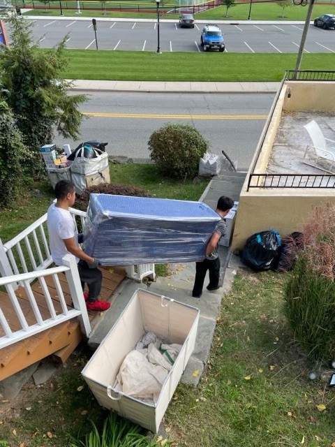 家庭搬家，大小搬家，公司搬迁，商铺搬迁，家具精细包装，大旺搬家公司