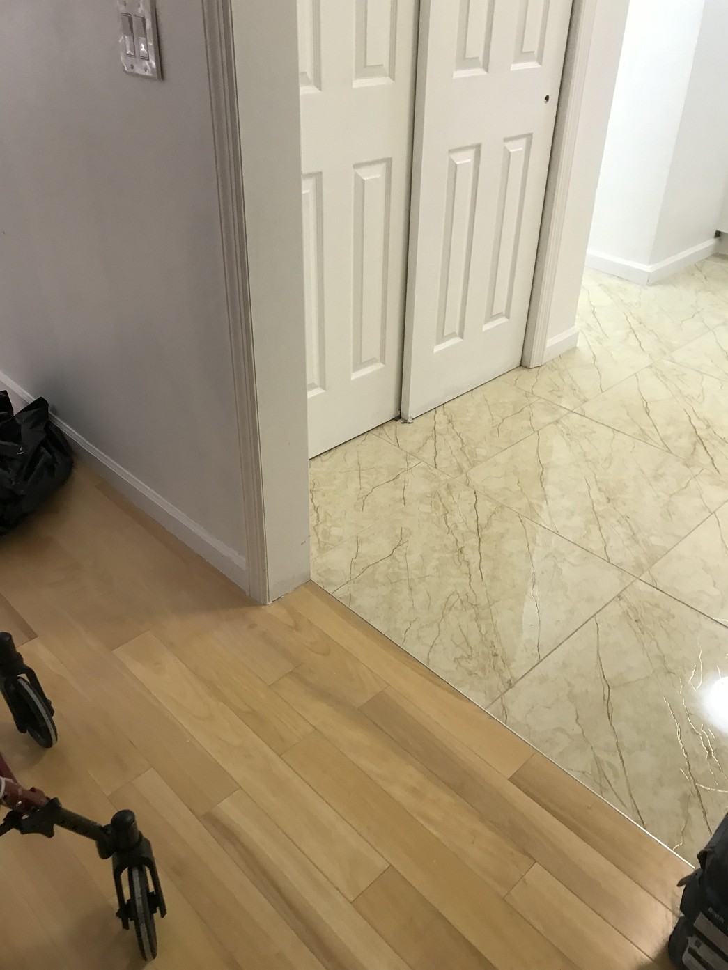 康州房屋装修，家庭住宅店面餐馆装修，厨房浴室，地板瓷砖门窗，木工水电水泥联系丽华装修公司 CT