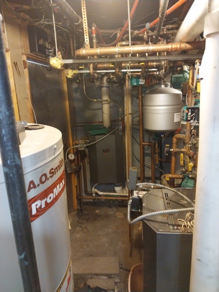 中央空调冷暖气维修安装联系永力冷暖公司，专精维修冷气机/暖气炉/热水炉，冰库/冰箱/码柜/冻库