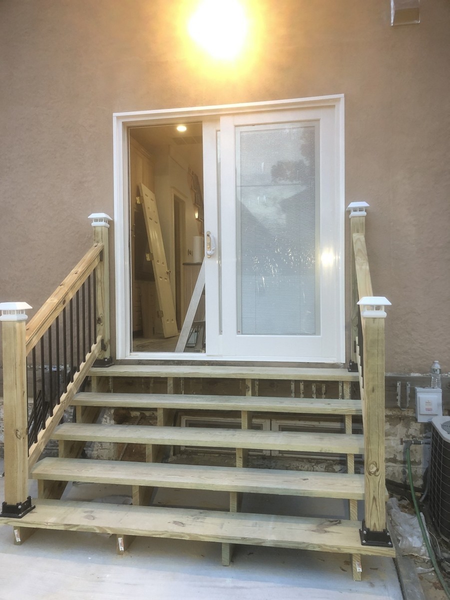 美东华装修公司 – 专做店铺装修，室内装修 厨房装修 浴卫翻新 水电冷暖 优质装修经验 免费咨询