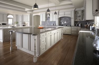 房屋装修，改建新建房屋，厨房浴室翻新找纽约皇家装修