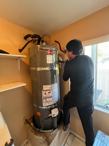 利安水電工程公司