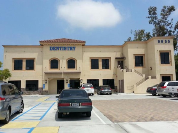 永康牙科─黃永達牙醫博士