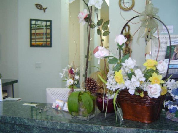 謝維‧謝志信牙醫博士