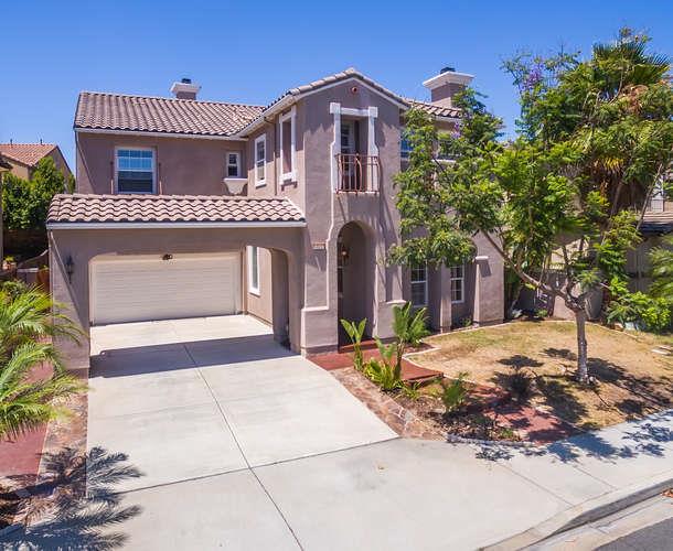 Torrey Highlands Executive Home