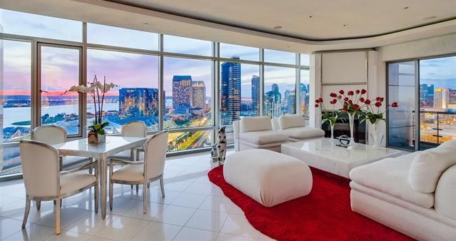 加州圣地亚哥Metropolitan高级公寓出售