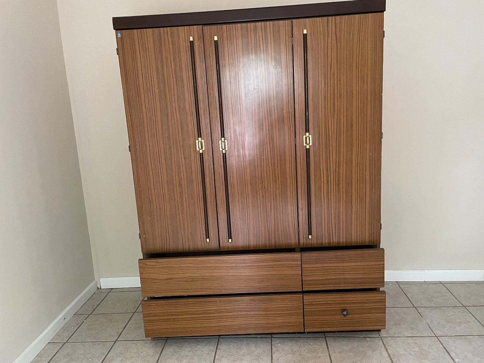 二手衣柜、装饰品