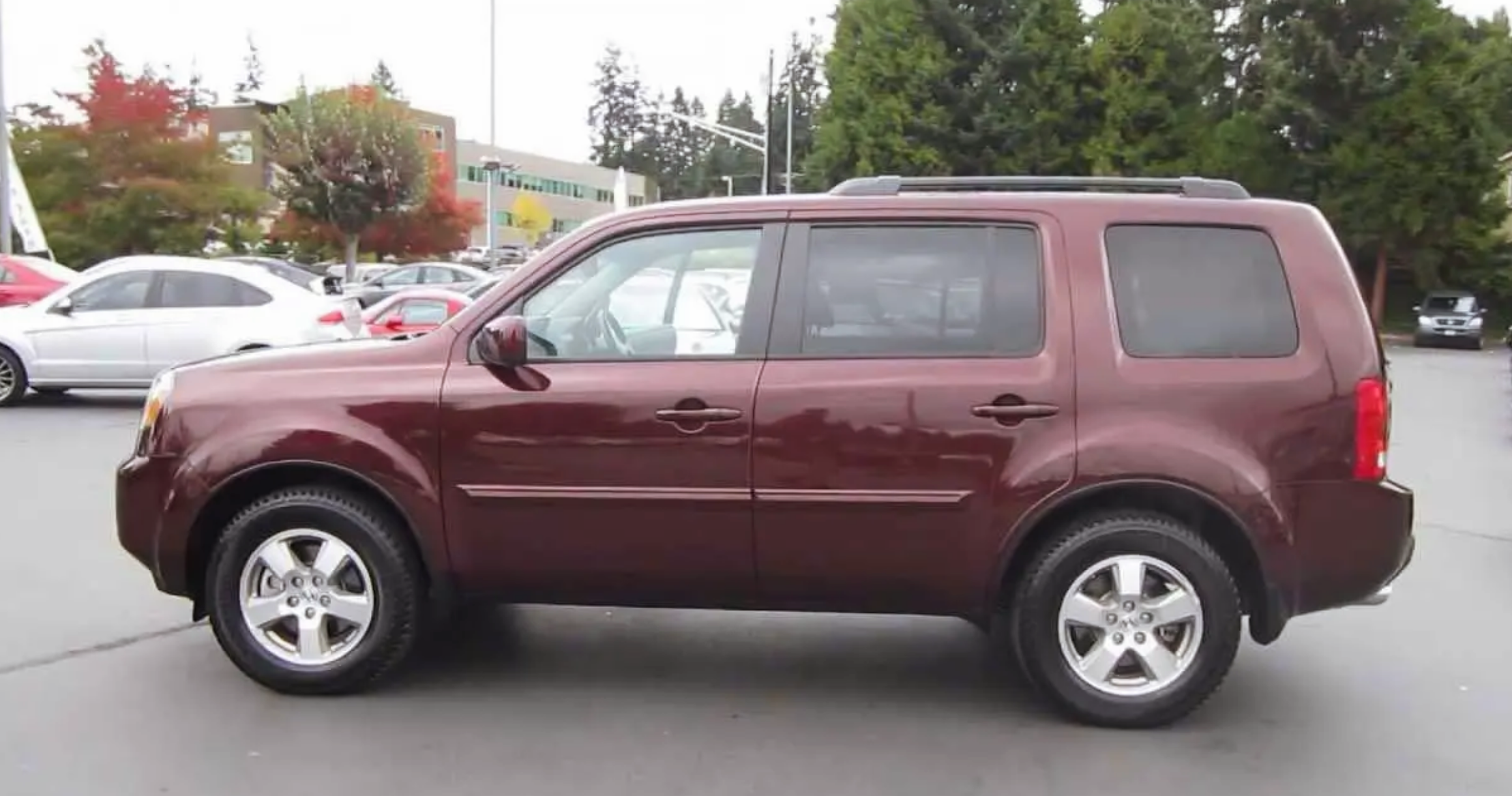 2011 Honda Pilot 4WD EX-L 本田飞行员SUV七座、售价10850