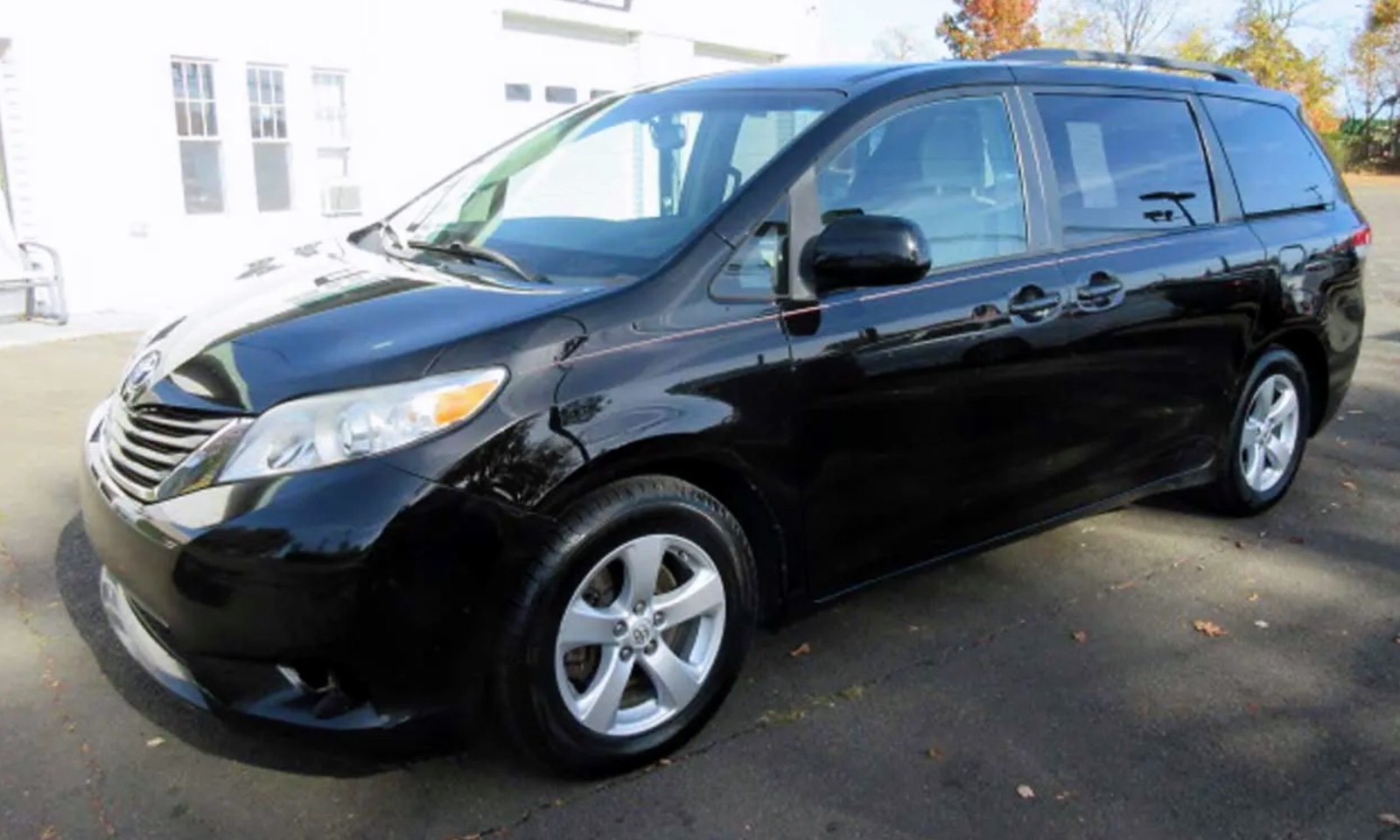 2011 Toyota Sienna LE 丰田八座、售价10850
