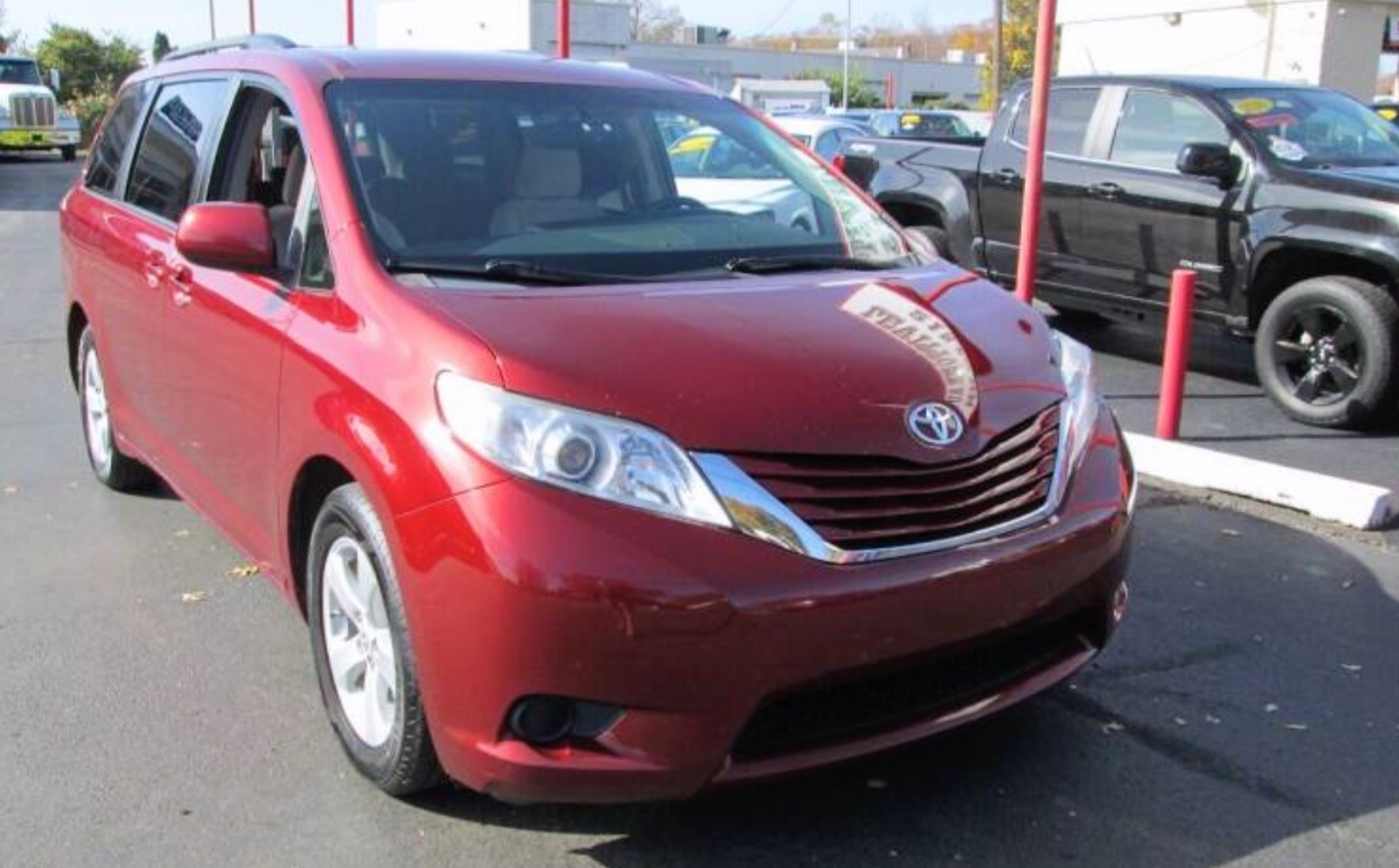 2015 Toyota Sienna 售价17995