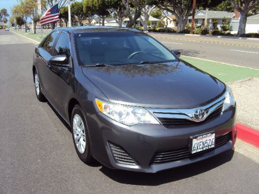 2012 Toyota Camry LE 53520迈
