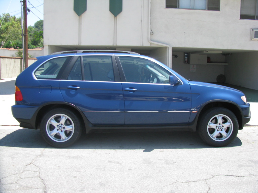 BMW X5 4.4