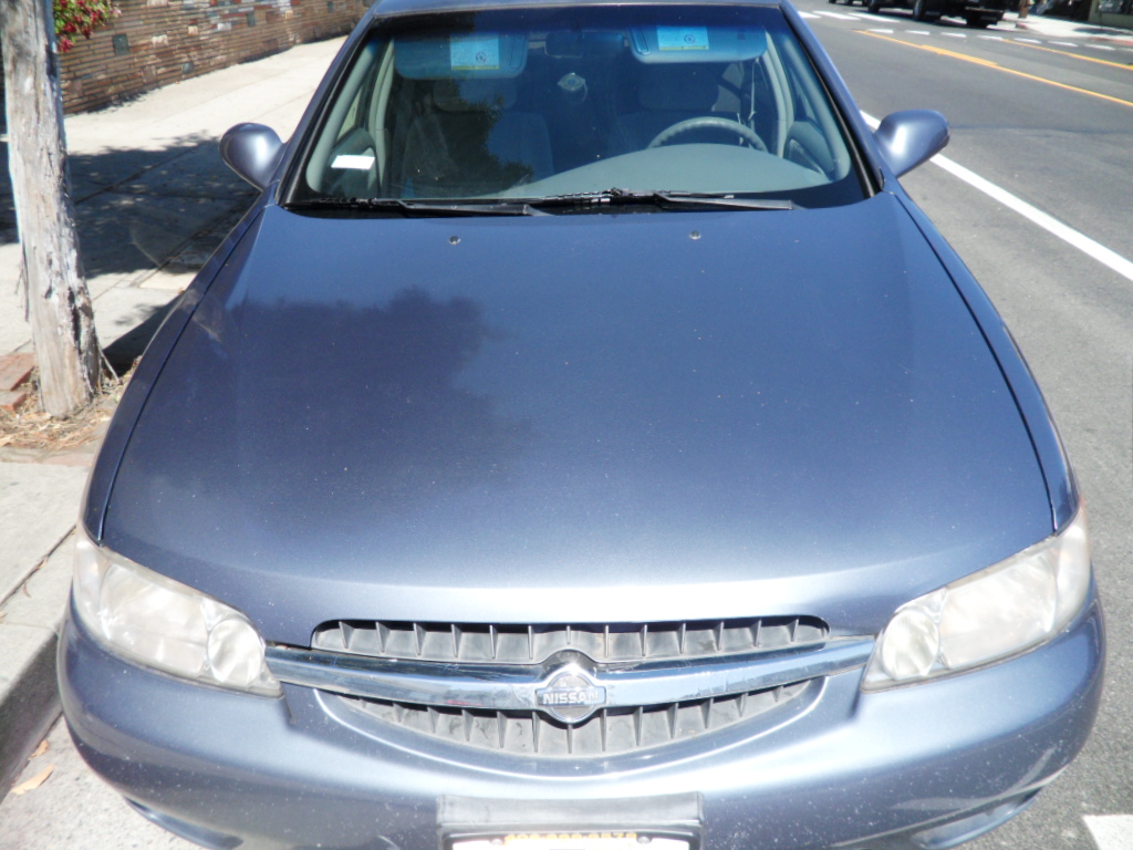 Nissan Altima GXE 出售！