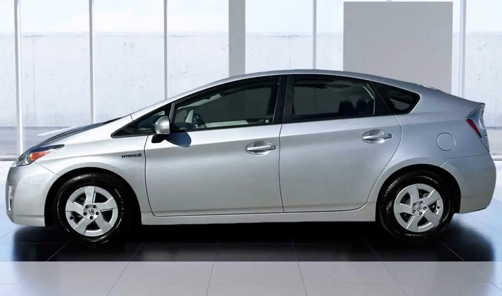 2011 Toyota Prius Hybrid 油电混合轿车、售价9800