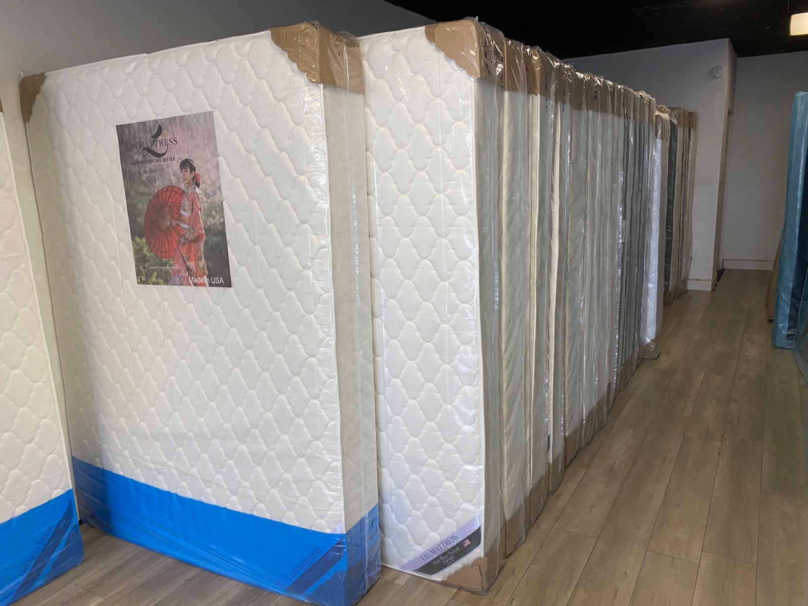 哇！这款床垫好硬，真的好硬！