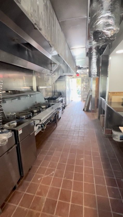 迈阿密邻近城市餐馆出售，Deerfield Beach Restaurant For Sale [餐馆出售]