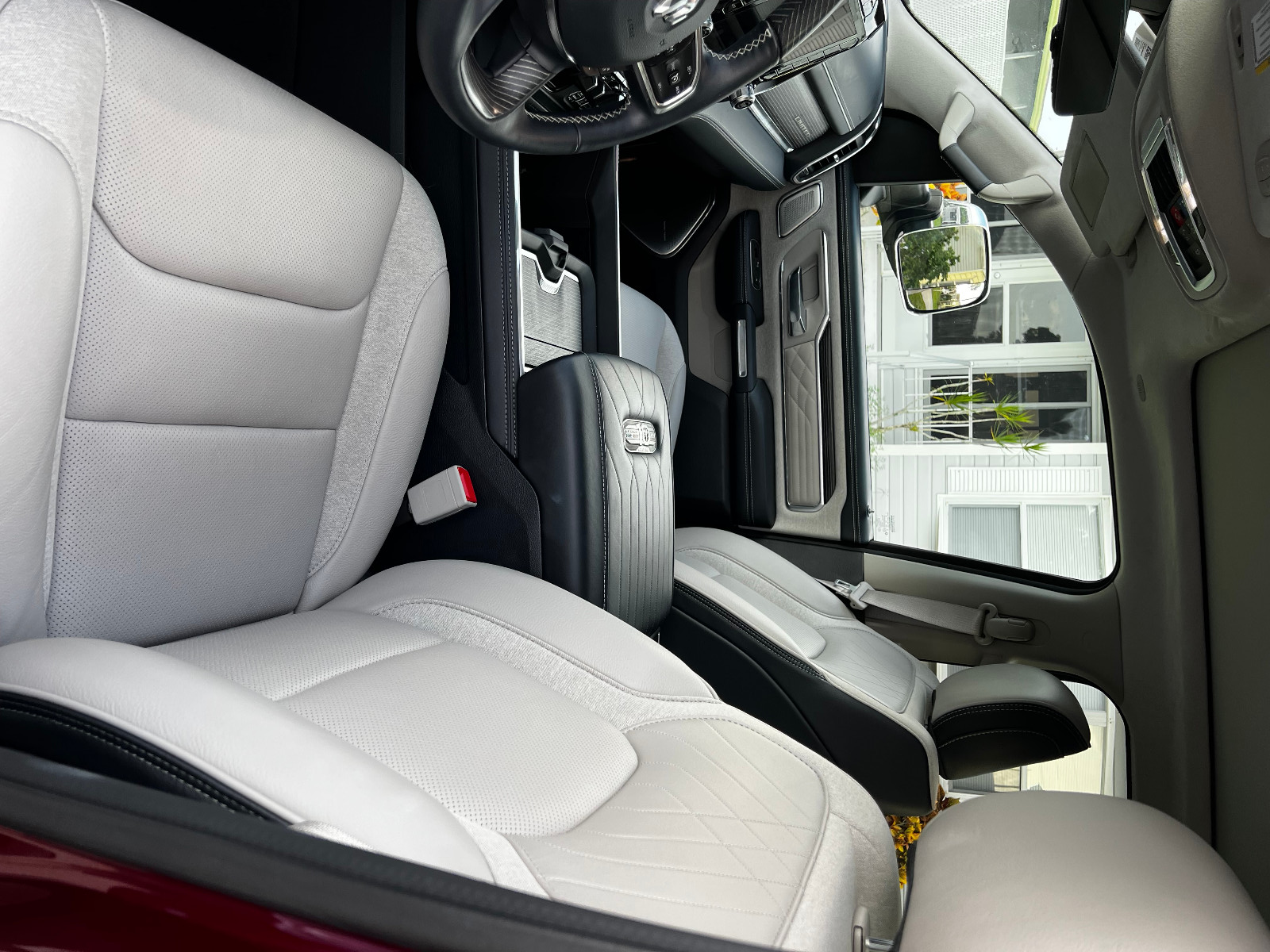 2022ram 高档纪念版皮卡车低价出售 70000