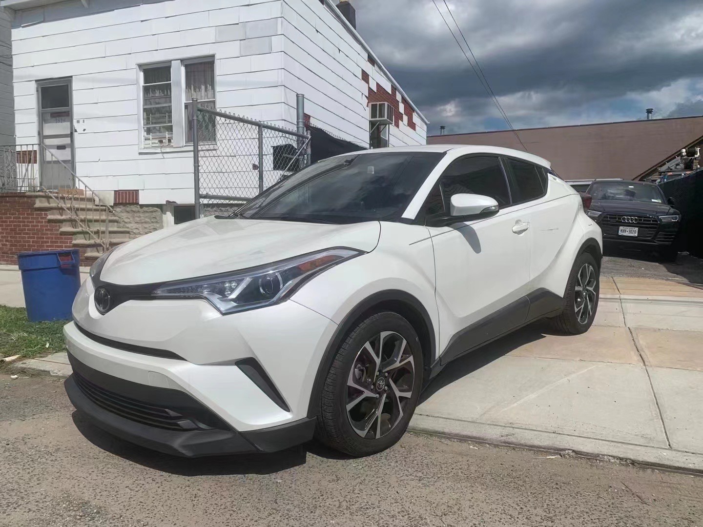 《2019年 TOYOTA CHR 好开省油》