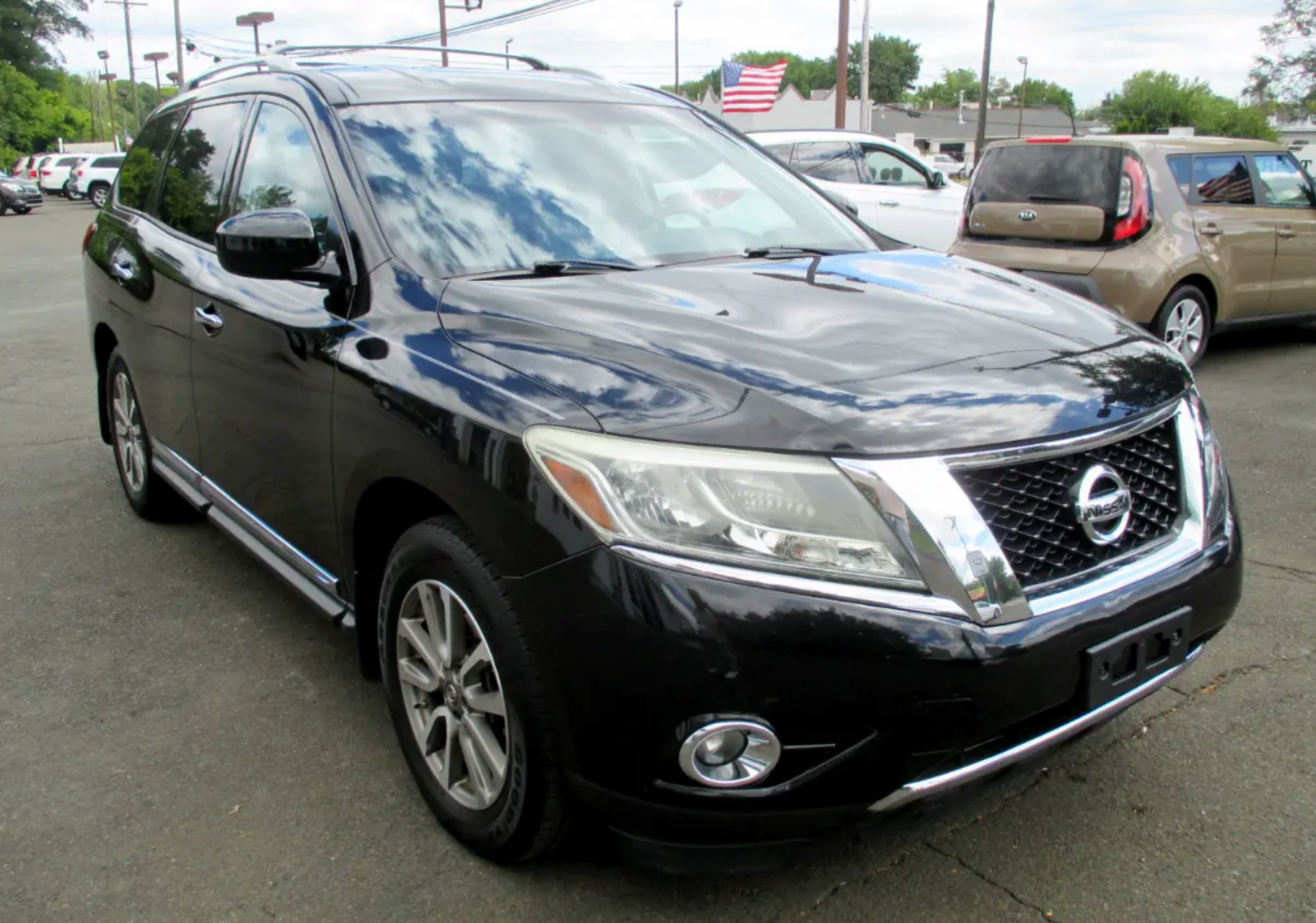 2014 Nissan Pathfinder 尼桑SUV七座、售价12850