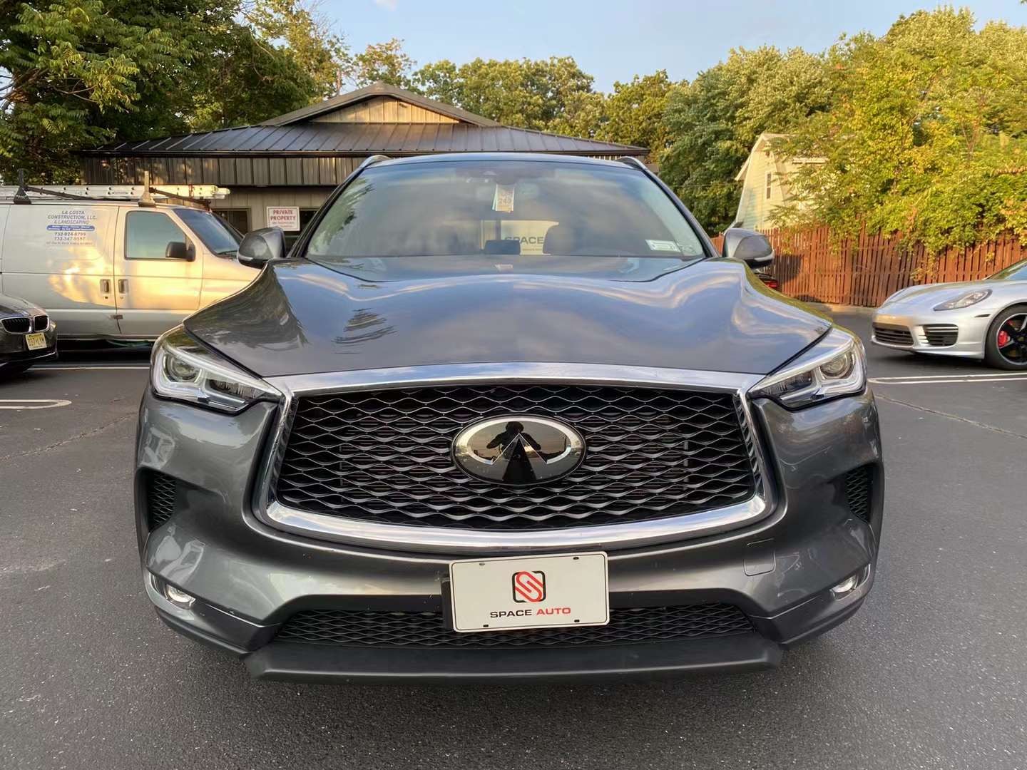 纽约现车《2021 INFINITI QX50 LUXE》