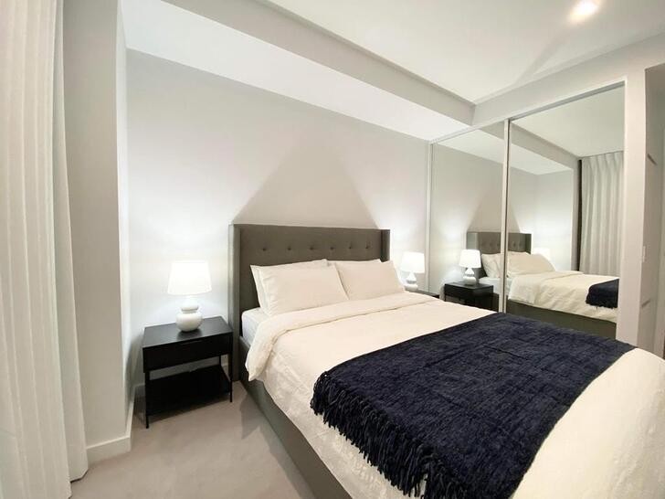 Furnished one-bedroom in the heart of the city