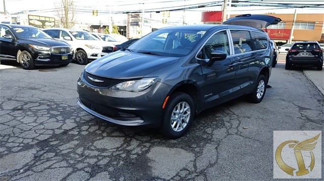 ideal auto 时代车行二手车2021 CHRYSLER VOYAGER