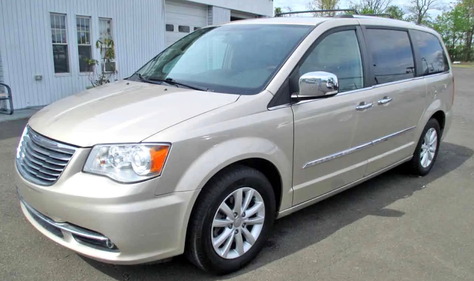 2015 Chrysler Town & Country Limited 售价12950