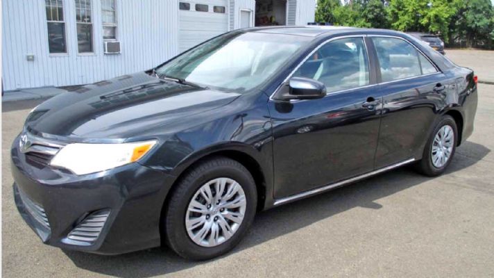 2012 Toyota Camry 售价9800