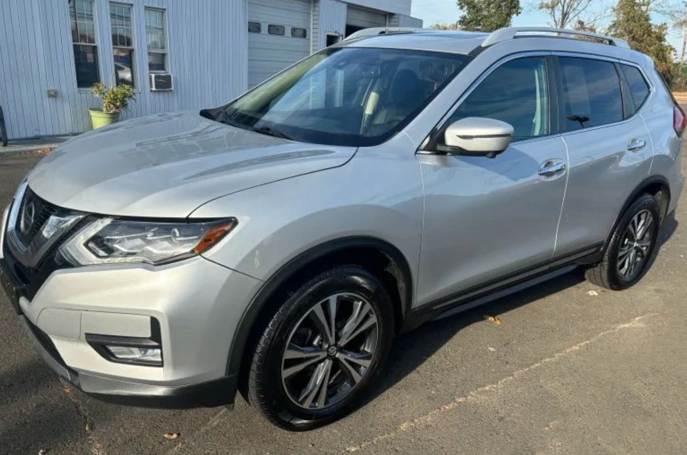 2017 Nissan Rogue SL 售价12850