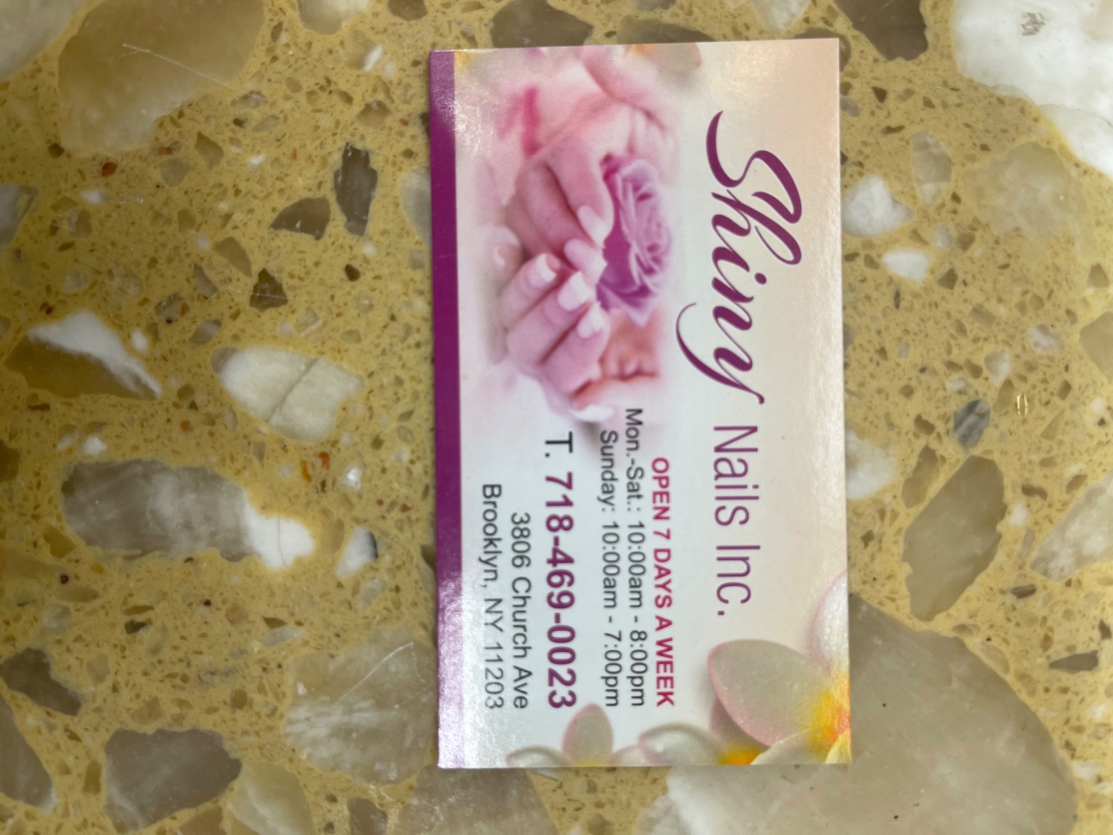 布鲁仑杂区甲店出售