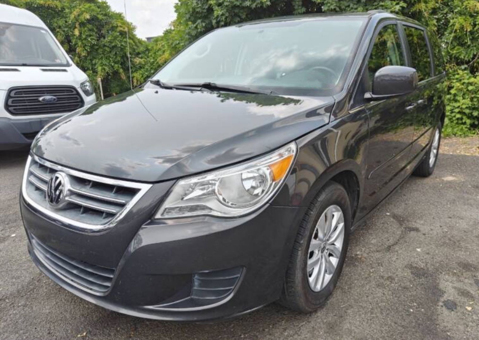 2012 Volkswagen Routan SE Mini-van 七座、售价8500