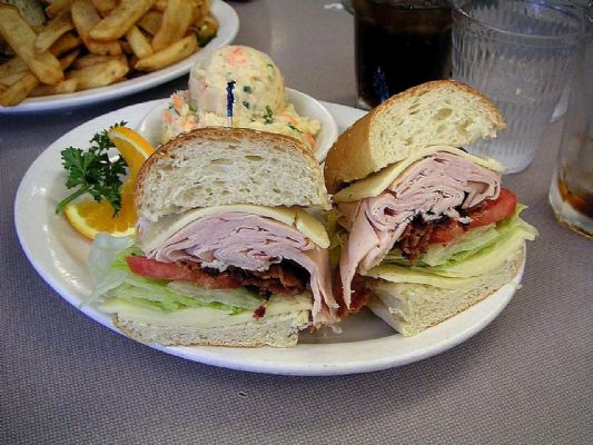 十五年的赚钱deli店出售