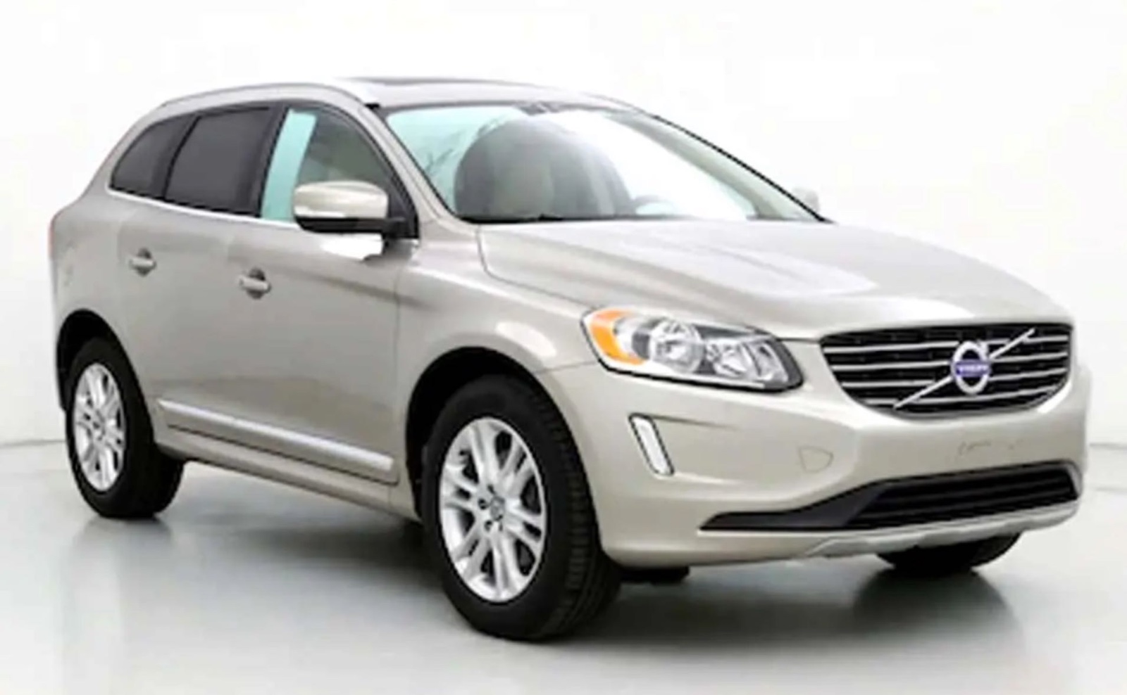2015 Volvo XC60 沃尔沃SUV 售价10800