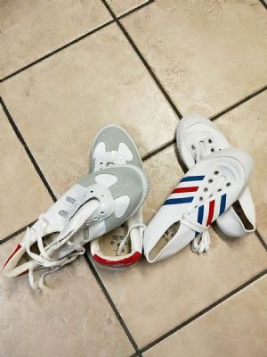 双星运动鞋?? [运动鞋]