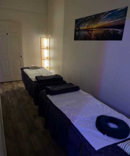 招聘按摩师数名