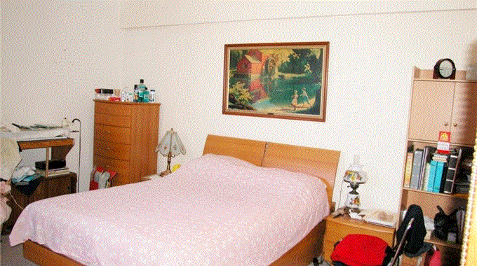 两个卧室出租，可短租可长租480包水电，有家具