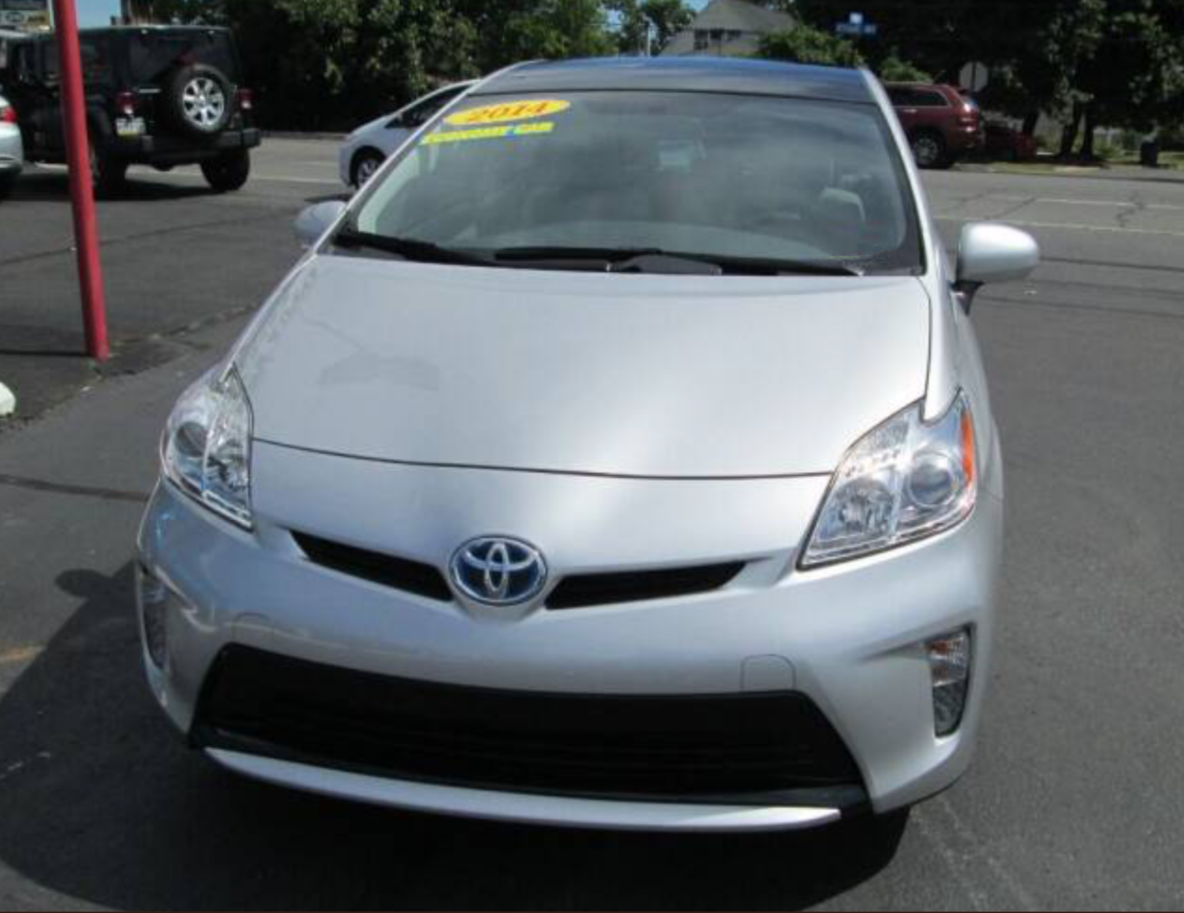 2014 Toyota Prius 油电混合轿车、售价15995