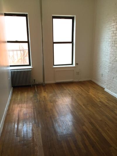 曼哈顿东村人气地段公寓楼宽敞明亮studio出租1550/月