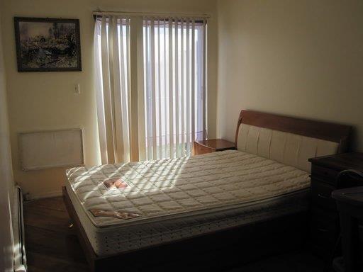 皇后区大学点11AVE夹129街2楼1套房出租4月1日起可入住