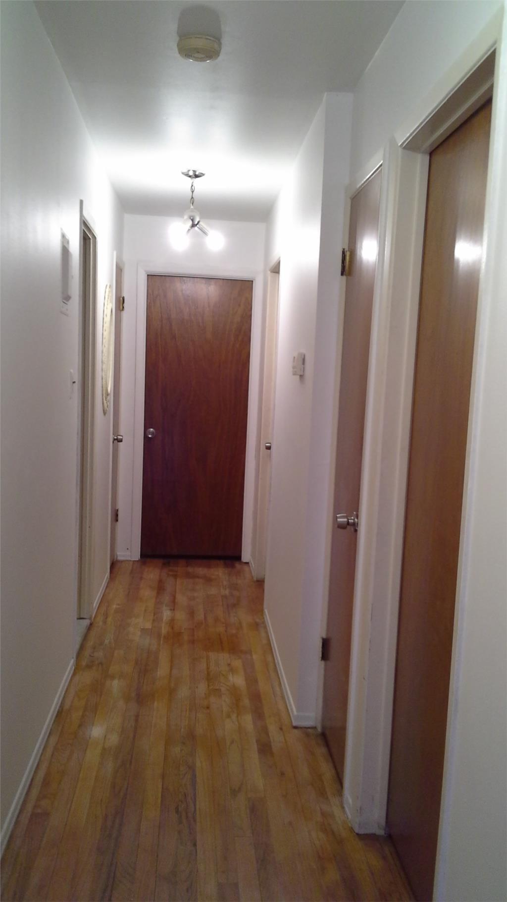 3 Bedroom Apt in Woodside